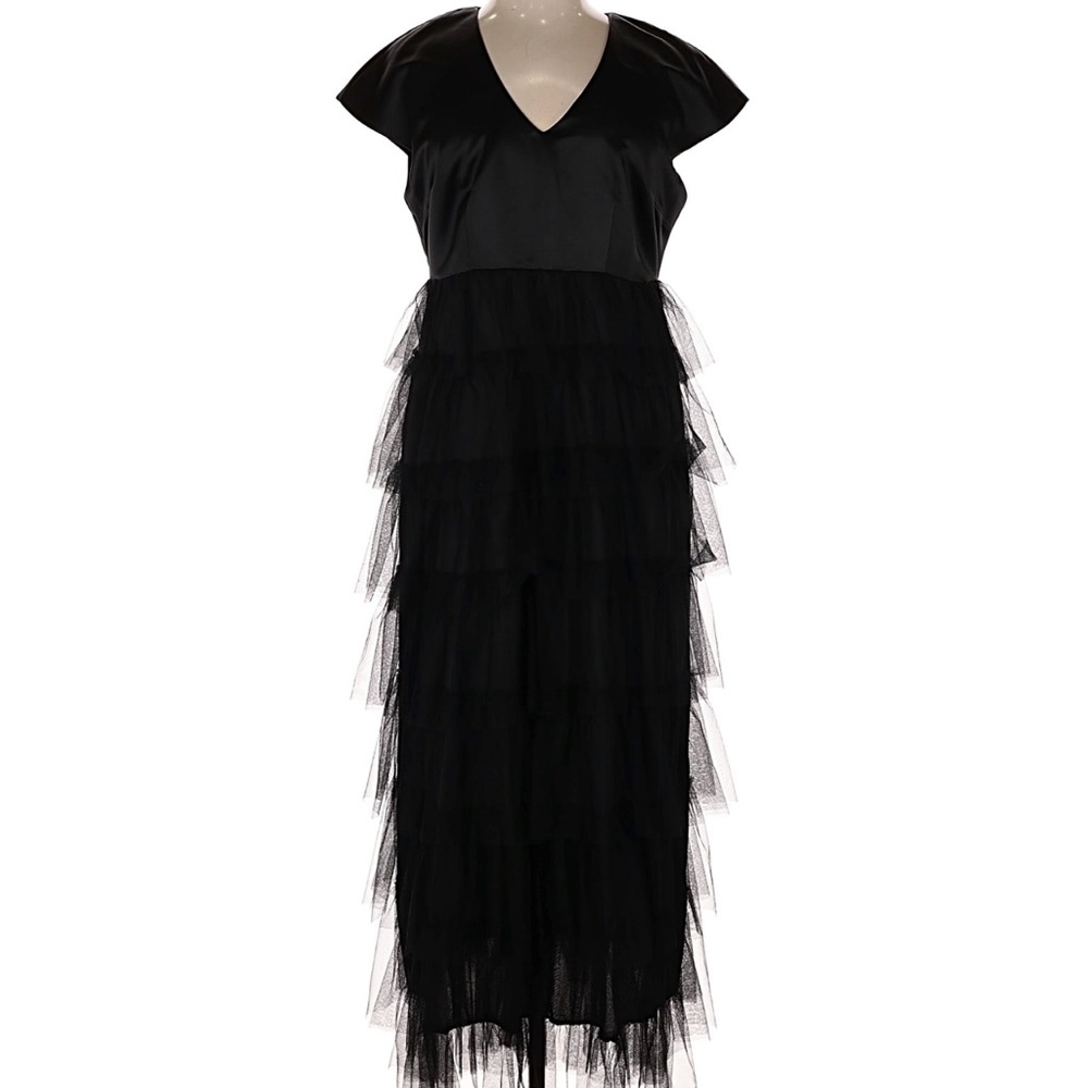 Chic Black Layered Maxi Dress